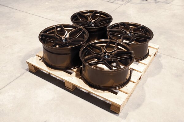 Set of JR34 20x9 ET35 + 20x10,5 ET20 5x120 Gloss Bronze